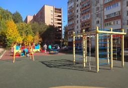 Открыли новую детскую площадку во дворе дома № 17 А по ул. Запорожской